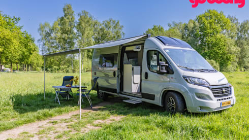 Coopernicus, 2021 – Comfortable 2p Karmann 600, parking air conditioning, length beds, automatic, biker
