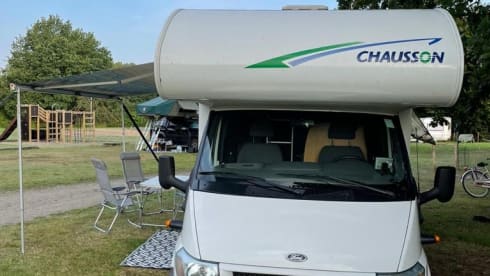 KarFlash – Nice family camper. Your home on vacation!