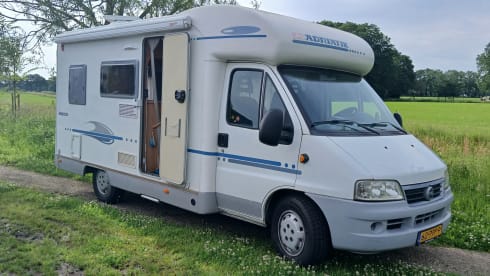 Duci – 4p Fiat semi-integrated uit 2004