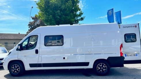 CAMPEREVE MAGELLAN 641