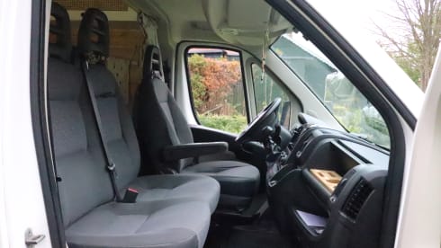 Willem – Willem - Cozy bus camper!