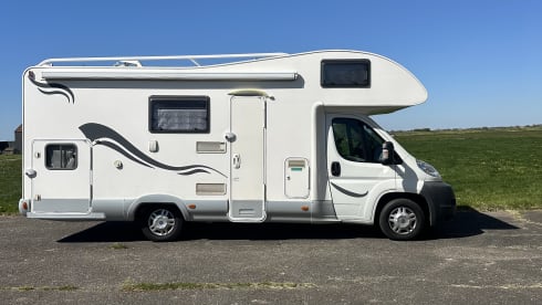 Gezinscamper Joop – Alcôve McLouis 4p de 2007