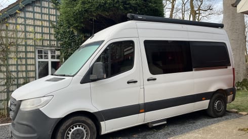 3 berth Mercedes-Benz campervan from 2020