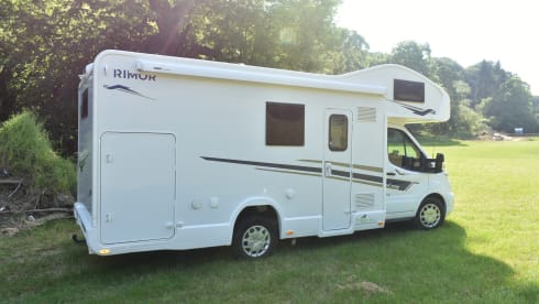 Rimor Evo 5 – Rimor Evo 5, 6 Berth Motorhome With Garage
