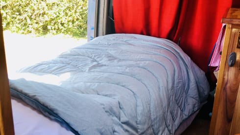 Billie – Insurance included · Low mileage · LPG + optional bedding available