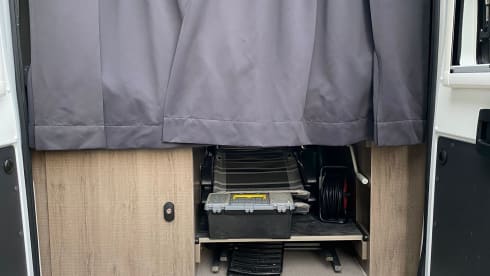 BusCamper Bavaria - 2 personen (+ 1 hond)