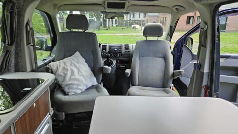 Keep it Simple – Volkswagen camper van from 2004