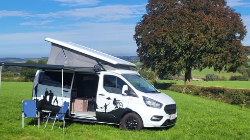 viacopa – 4p Ford campervan from 2024