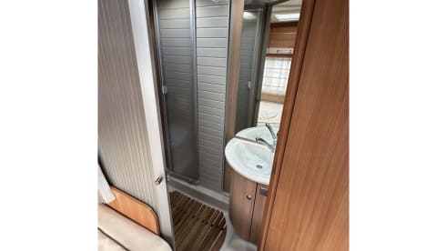 Goldy – 4P Integrale camper, Burstner, gold