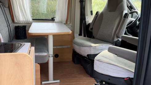 3p Pössl campervan uit 2017