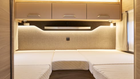 Knaus 640 MEG – 2p Knaus semi-integrated from 2025