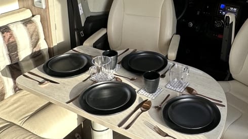 Bürstner Ixeo Time – 4p Bürstner semi-integrated from 2015