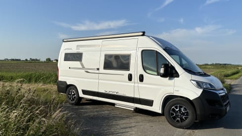 Marcel – 5 seater, 2 bedroom Citroën bus from 2024