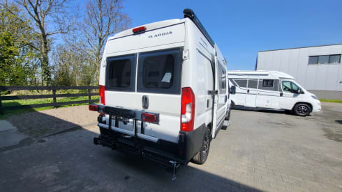 Adria Twin Sport 600 SPB – Chic, luxurious camper van with double bed, navigation system, bicycle rack 80 kg, etc.