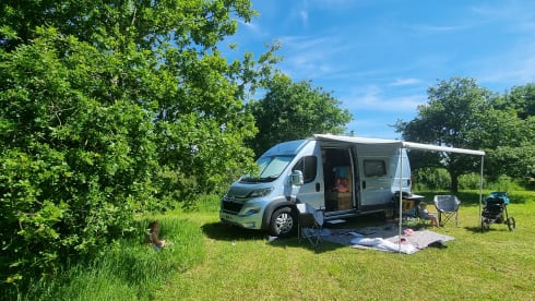 Jill – Stunning 4 berth family van. Fixed bunks!
