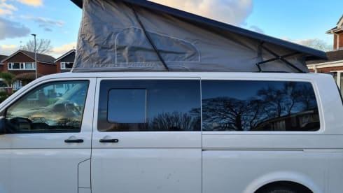 Victoria – VW Camper Van - T6 2017