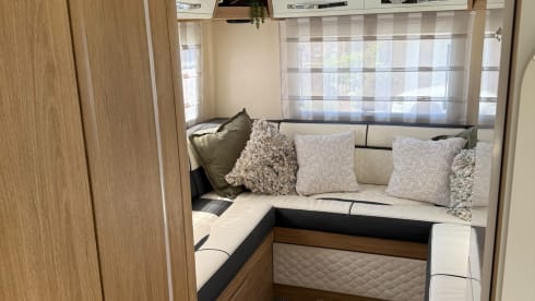 Deloris  – 5 berth Roller Team alcove from 2021