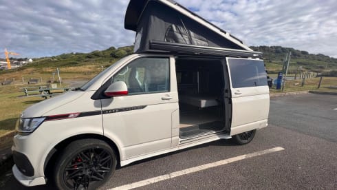 VW_VACAY – 4 berth Volkswagen campervan from 2020