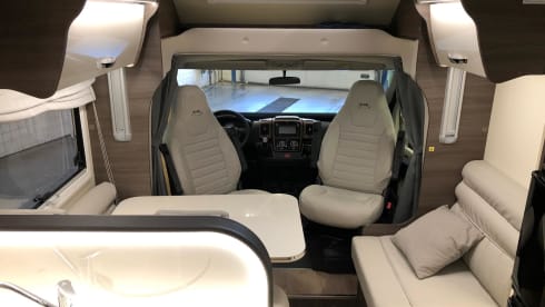 4p McLouis semi-integrated uit 2019