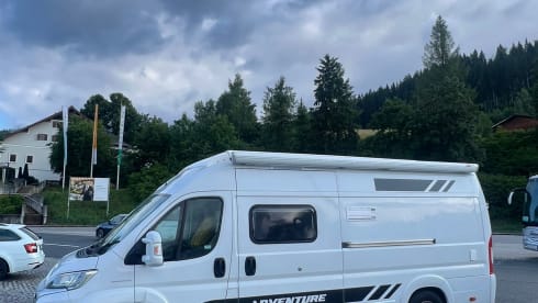 Daniel – 4 berth Fiat bus from 2019