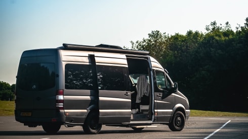 Sprinter VIP Camperbus – Luxus-VIP-Sprinter