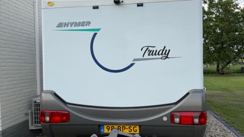 6p Hymer integrated uit 2001