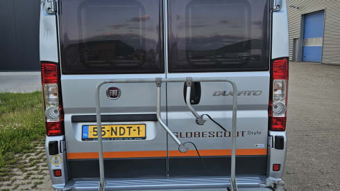 2p Fiat bus from 2008