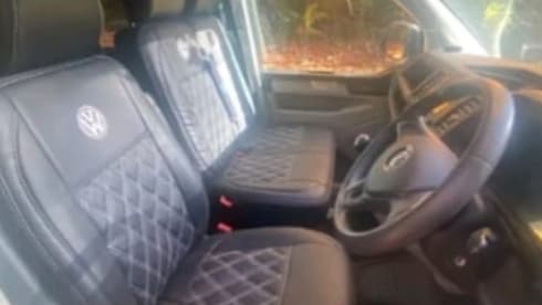 Velma – 4 berth 2016 Volkswagen campervan