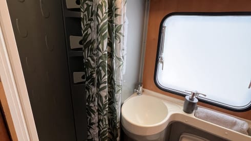 Marta – Family Fiat Carioca 706 6Berth/6Belt Motorhome Hire