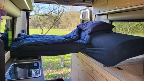 Buszz – Hymer RIo '14, 4 seater/2 bedroom. Compact, surprisingly spacious