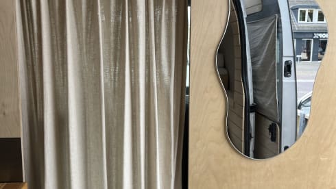 Wim  – 2p Renault campervan uit 2014