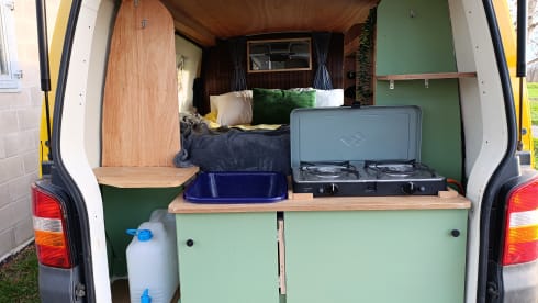 2p Volkswagen bus from 2007