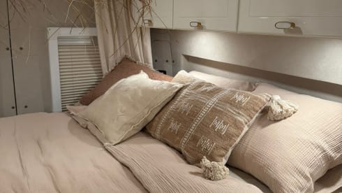 Beachwaves – Beachwaves, where the road meets the sea! 