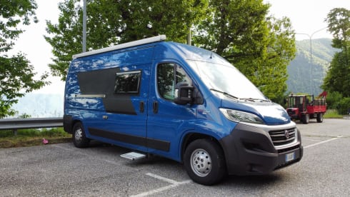Honolulu Camper Van – Be one with nature with Honolulu Camper Van