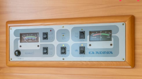 Jip  – Adria Camper from 2004 for 4p