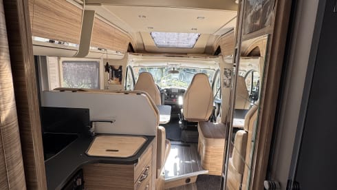 Camper het Spick… – 4p Adria Mobil semi-integrated from 2018