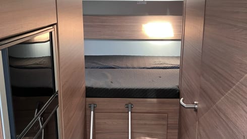 6p Weinsberg alcove uit 2023