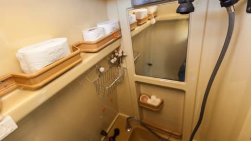 Ms. Paddy – Vintage Mercedes Westfalia campervan 🚌 🏄‍♂️ ⛱ incl. complete equipment