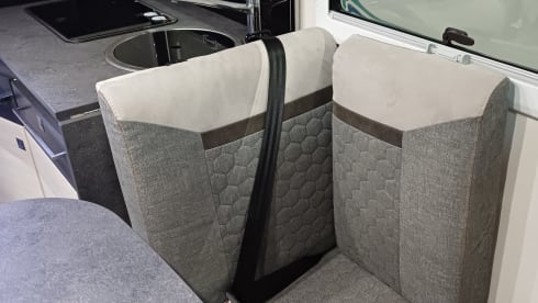 4p Ford Chausson Titanium Nordic edition 777GA