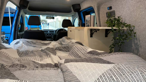 4 Birth – VW Caddy Camper