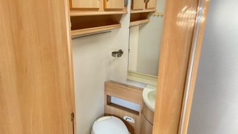 Coosie Camper  – Family camper with tent for 6 people