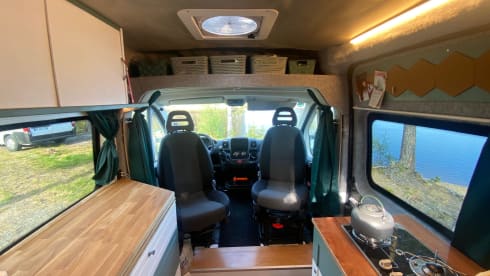 Casa Mobiel – Spacious off-grid Fiat Ducato bus camper - beautifully built in