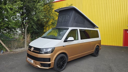 Busbie – 5 berth Volkswagen campervan from 2016