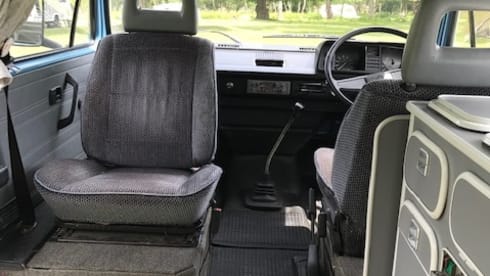 "Mya" - Classic VW T25