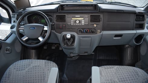 Ford Benimar  – Comfortabele familiecamper met 6 slaapplaatsen compleet ingericht