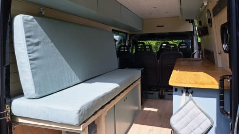 De Bus – Lovely family camper 4-6p