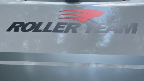 Jenny – 4p Roller Team semi-integrated from 2022