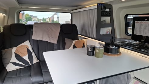 Ford transit Panama - compact camperavontuur
