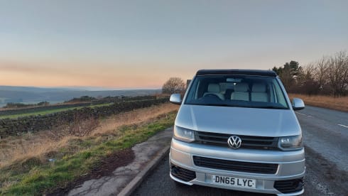 Clarence – Fully insured 4 berth motorhome to explore and enjoy Britain and Europe