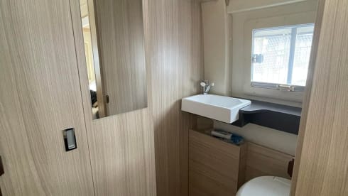 Macallan – 4 berth Dreamer D55 Up 2022